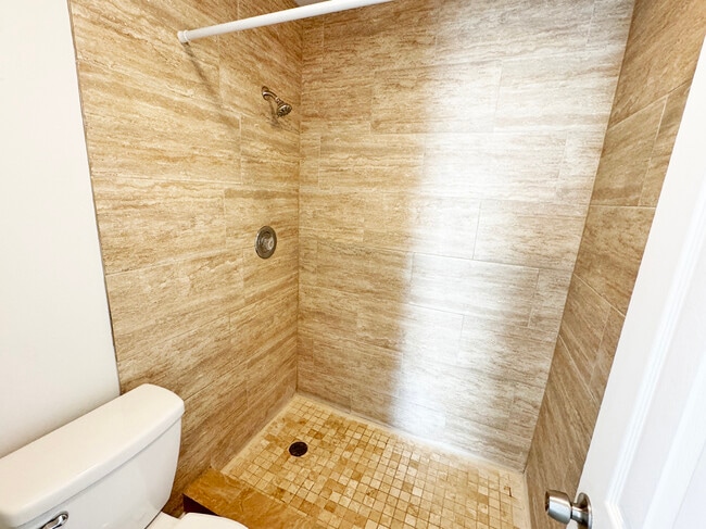 Building Photo - 4501 Treehouse Ln