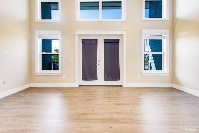 Building Photo - 340 Bluefish Dr