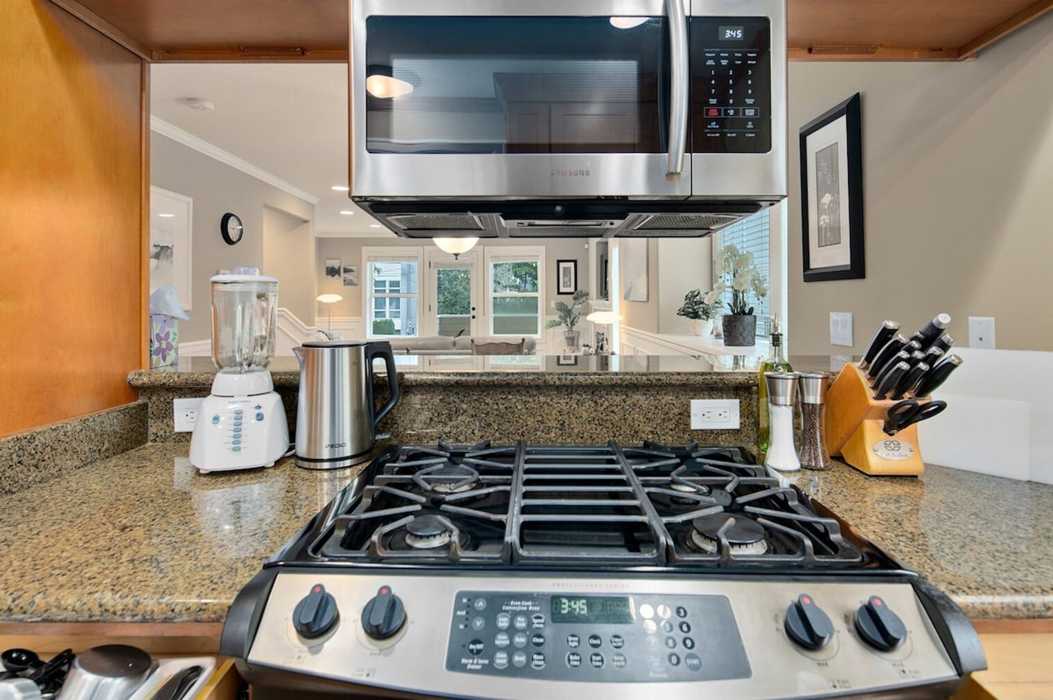 Building Photo - 113 27th Ave S