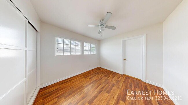 Building Photo - 17155 Donmetz St