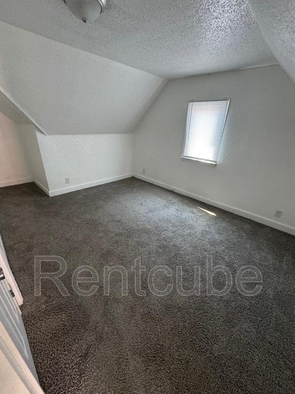 Building Photo - 1702 Rhomberg Ave