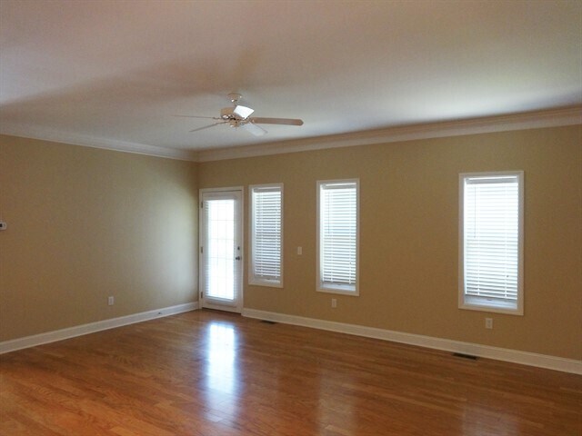Building Photo - 12 Peregrine Dr