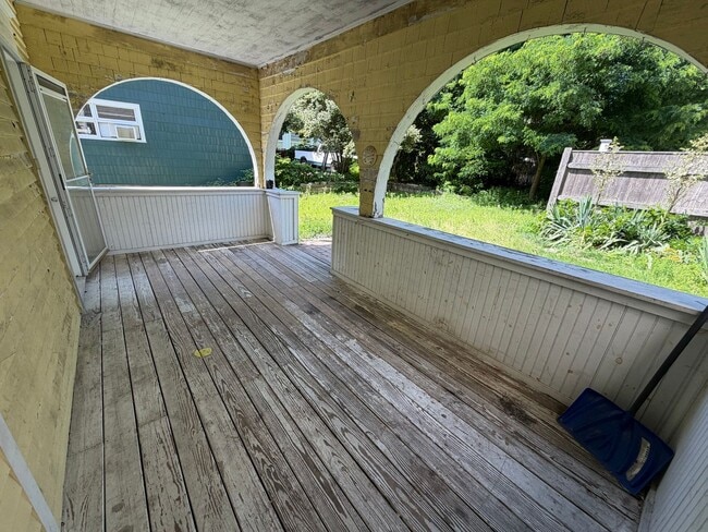 Building Photo - Spacious 4BR/3BA Home in Downtown Dover — Freshly Updated, Walk to Everything