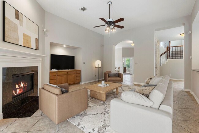 Building Photo - 6 Hithervale Ct