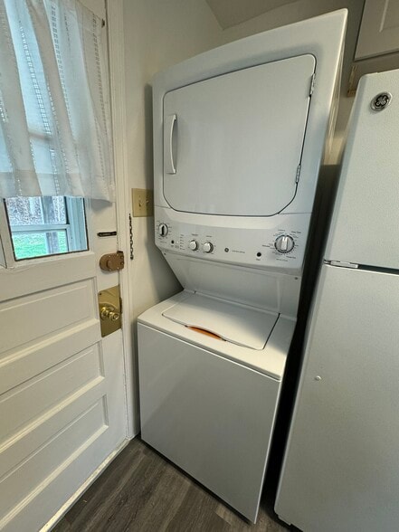 Building Photo - 110 Southvue Ct