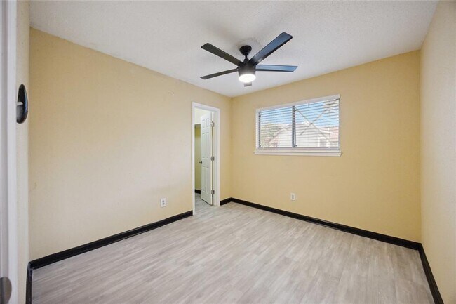 Building Photo - 16210 Delgado Dr