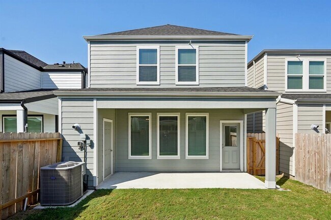 Building Photo - 3603 Beau Rivage Dr