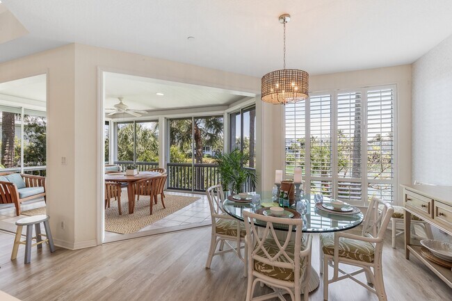 Building Photo - 777 Beach View Dr
