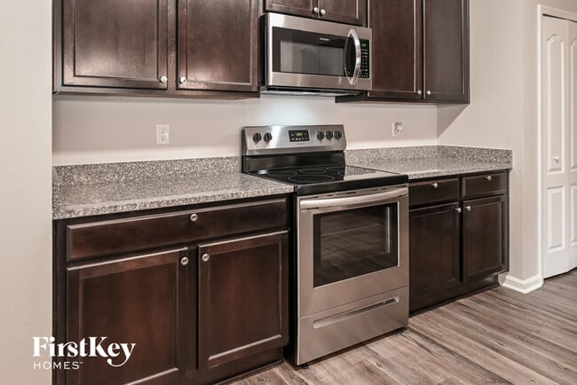 Building Photo - 10322 Addison Lakes Dr