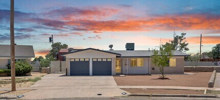 Building Photo - 10516 Cuesta Brava Ln