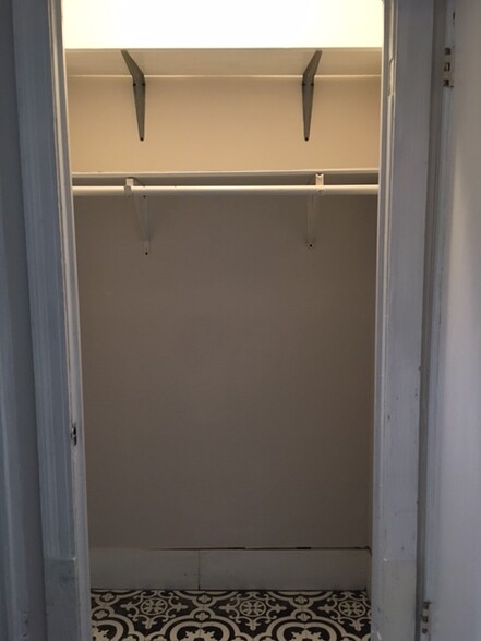 Master bedroom closet - 1133 W Lynwood Ave