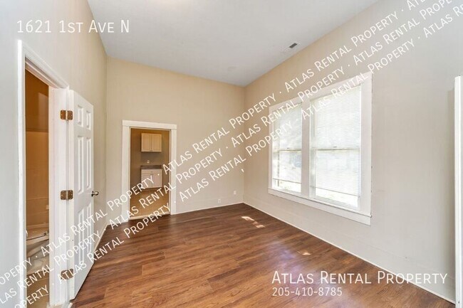 Building Photo - 1621 1st Ave N