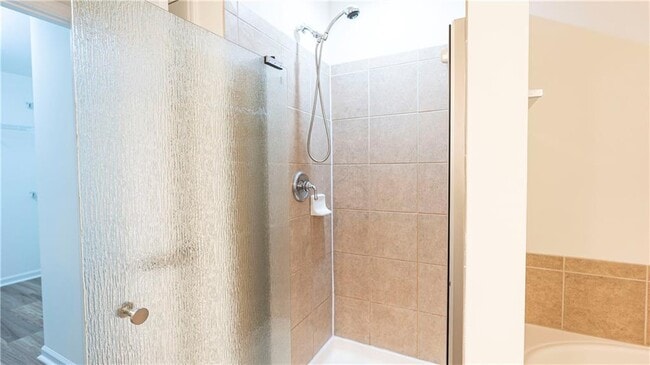 Building Photo - 2070 Hailston Dr NW