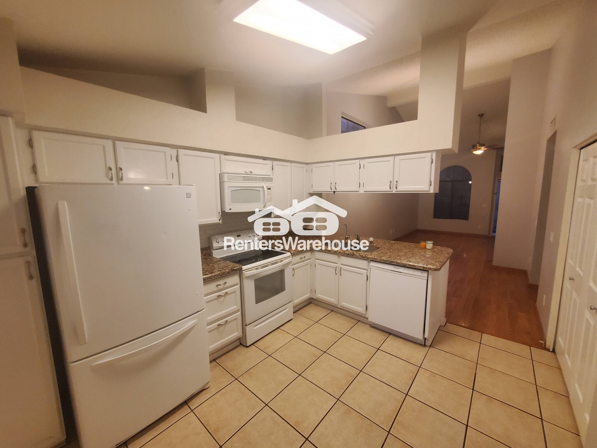 Building Photo - 1718 S Longmore