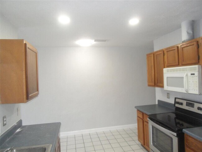 Building Photo - 5301 Andrus Ave