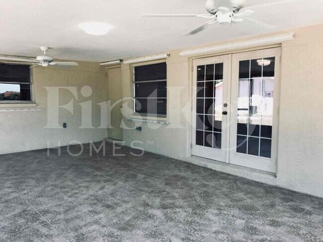 Building Photo - 654 Hartford Dr NW
