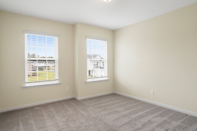 Building Photo - 3bd 2.5ba Home for Rent in Hinesville!