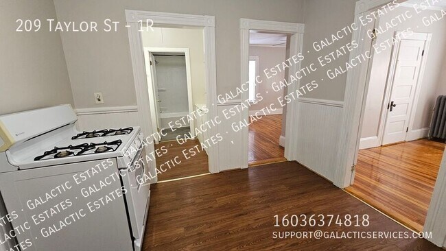 Building Photo - 209 Taylor St