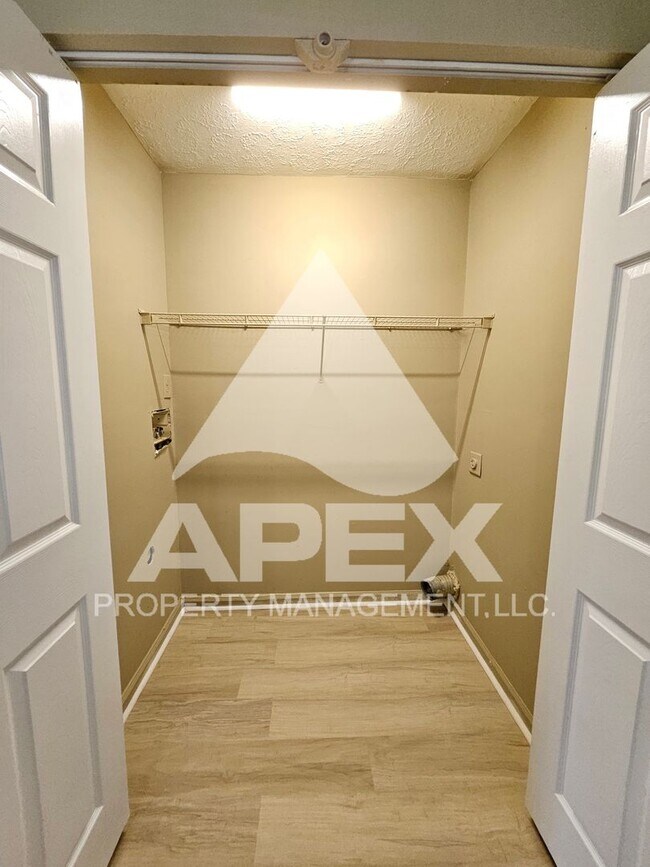 Building Photo - Nice 2 Bd | 1.5 Ba Townhouse in West Knox ...