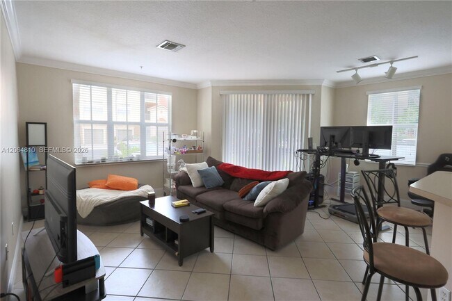 Building Photo - 4506 SW 160th Ave