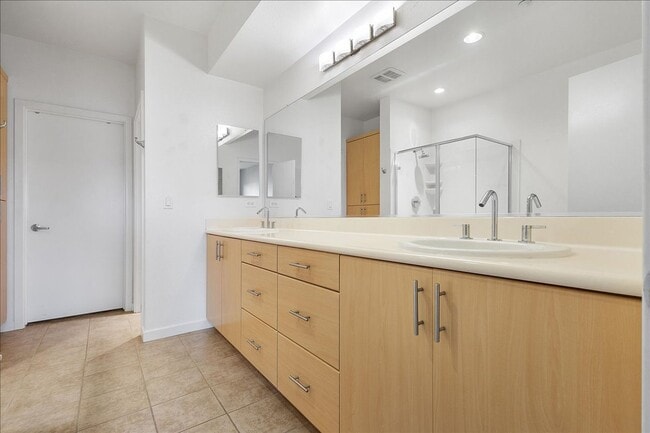 Building Photo - 2921 Glascock St