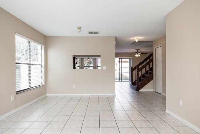 Building Photo - 2197 Grasmere Dr