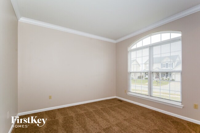 Building Photo - 218 Greenshire Ln