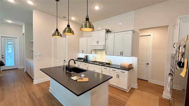 Building Photo - 7217 Ladybug Ln