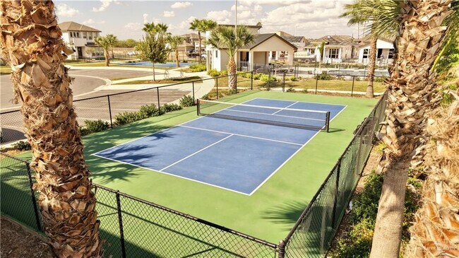 Building Photo - 40 N 14th St