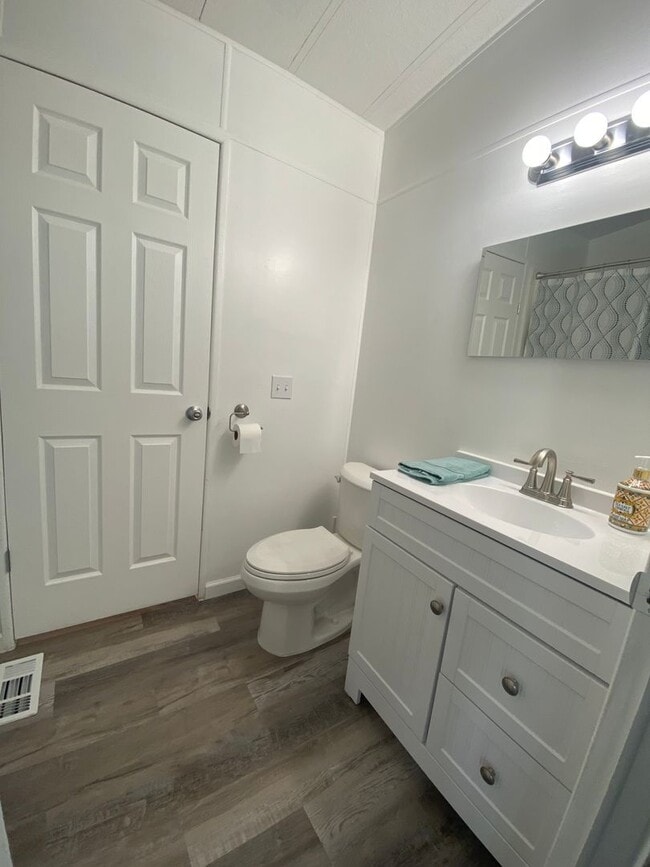 Building Photo - Updated 3 bedroom 2 bath home in Dallesport.