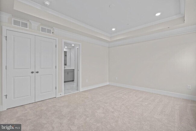 Building Photo - 502 Downswing Rd