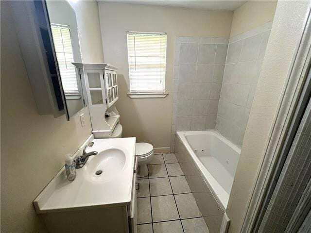 Building Photo - 2104 Lena Dr