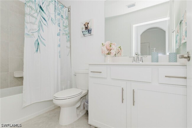 Building Photo - 5715 Double Eagle Cir