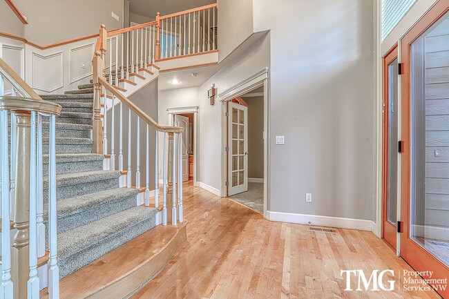 Building Photo - Stunning Home in Sought-After Ashley Heights!