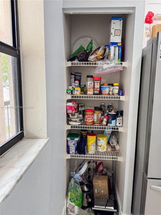 Building Photo - 841 NE 207th Ln