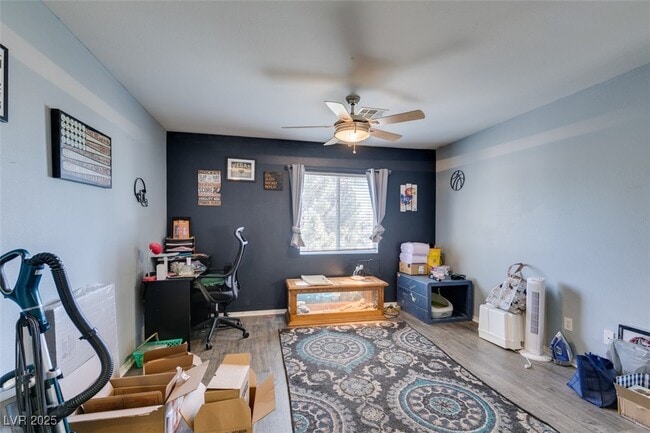 Building Photo - 1048 Painted Daisy Ave