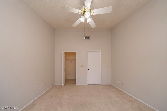 Building Photo - 17455 Blueberry Hill Dr