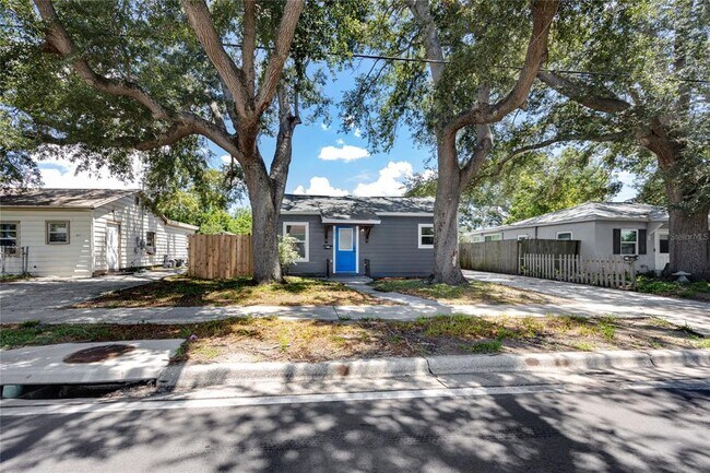 Building Photo - 2859 38th Ave N