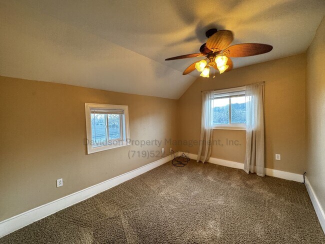 Building Photo - Stunning 4 Bedroom House near Old Colorado City