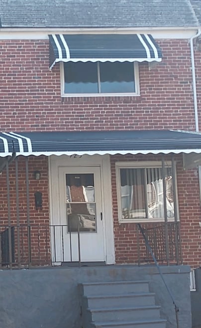 Building Photo - 923 Bonaparte Ave