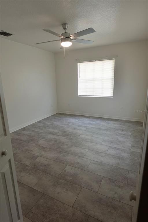 Building Photo - 540 W Comstock Ave