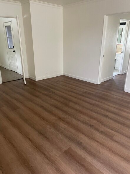 Building Photo - 4243 W Slauson Ave