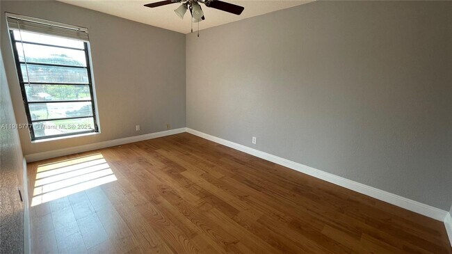 Building Photo - 9113 Lime Tree Ln