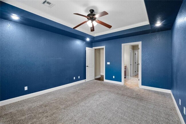 Building Photo - 3104 SW Waterleaf Ave