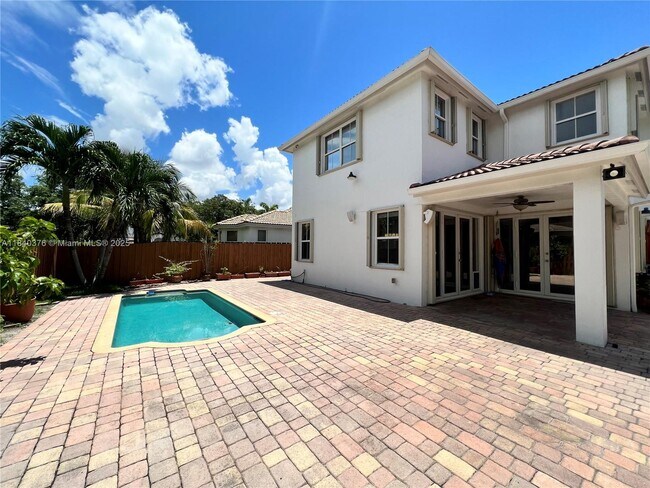 Building Photo - 8034 NW 111th Ct