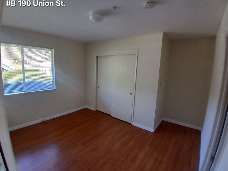 Building Photo - 190 Union St