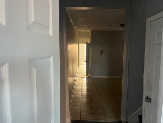 Building Photo - 257X McCulloh St