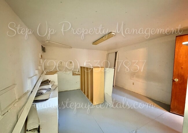 Building Photo - Delightful 3 Bed 2 Bath Home With Epic Mou...