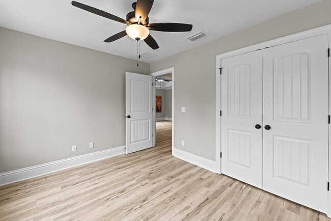 Building Photo - 74 Shawnee Trail