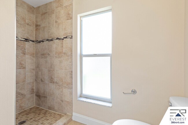 Building Photo - 9 Prince Kaarel Ln